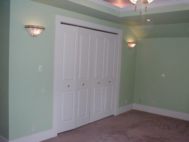 307 W Thirteenth St, Auburn, IN 46706 photo 6
