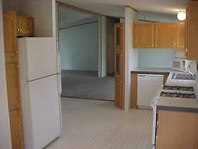 7685 E 750 N, Howe, IN 46746 photo 4