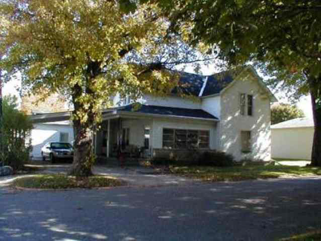 103 E Orange St, Cromwell, IN 46732 photo 1