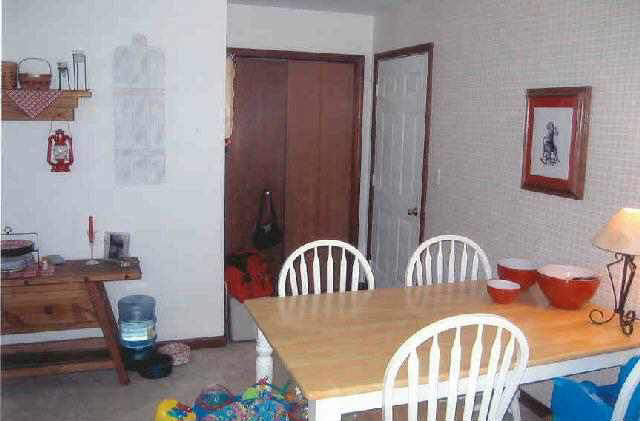 716 N Walnut St, Lagrange, IN 46761 photo 4