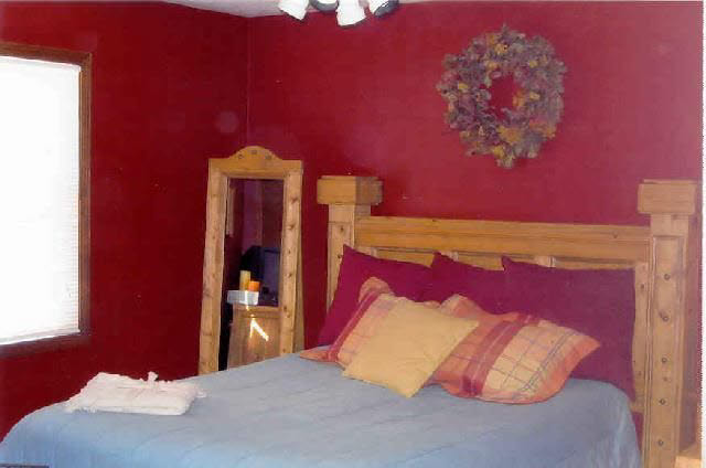 716 N Walnut St, Lagrange, IN 46761 photo 5