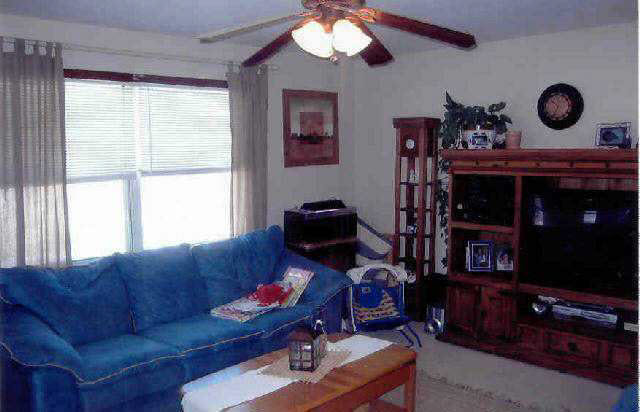 716 N Walnut St, Lagrange, IN 46761 photo 3