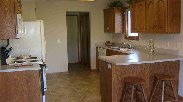 855 Plank, Waterloo, IN 46793 photo 3