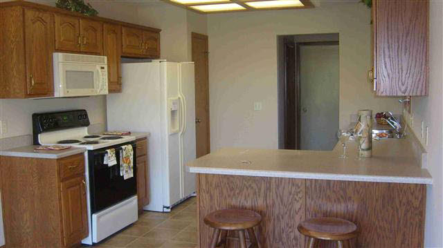 855 Plank, Waterloo, IN 46793 photo 6