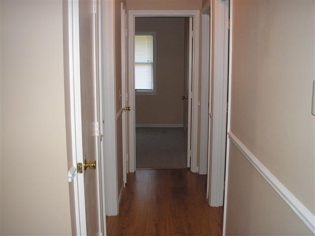 816 Ohio Ave, Auburn, IN 46706 photo 9