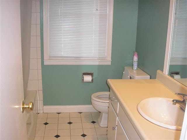 816 Ohio Ave, Auburn, IN 46706 photo 10