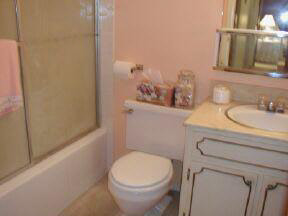 1529 Urban Ave, Auburn, IN 46706 photo 2
