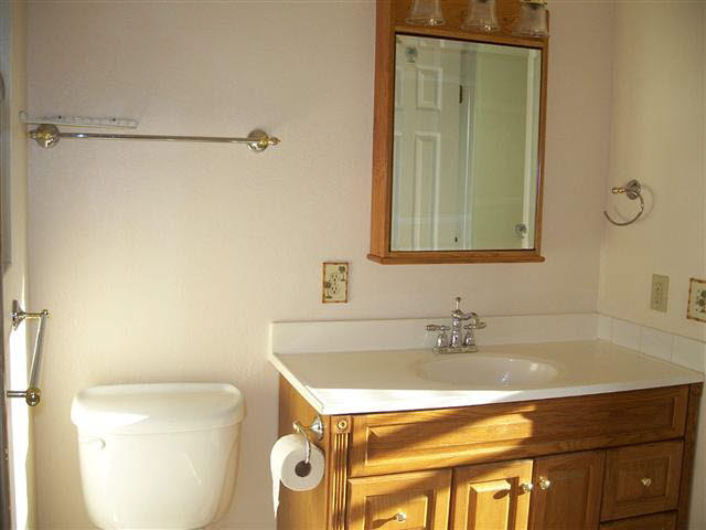 414 W Spring St, Lagrange, IN 46761 photo 17