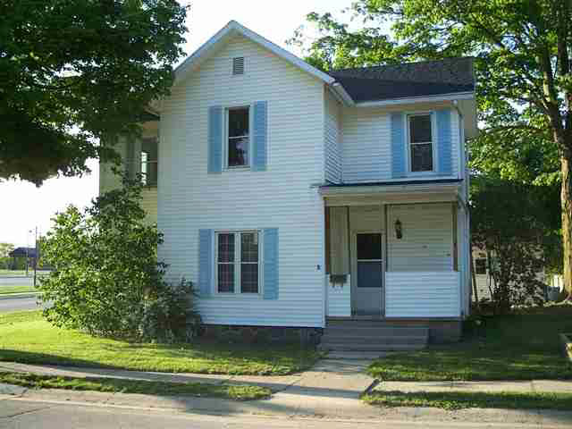 414 W Spring St, Lagrange, IN 46761 photo 1