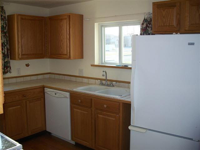 414 W Spring St, Lagrange, IN 46761 photo 9