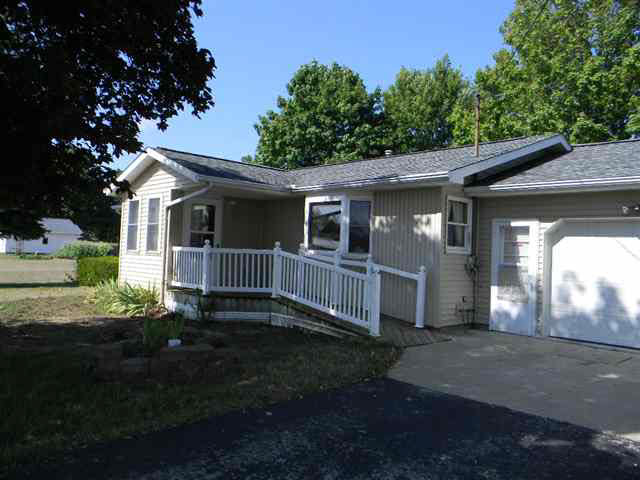 980 N Townline Rd, Lagrange, IN 46761 photo 2