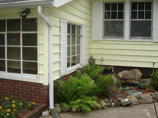 470 N Wayne, Waterloo, IN 46793 photo 2