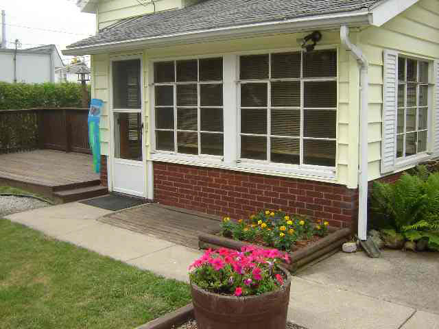 470 N Wayne, Waterloo, IN 46793 photo 3
