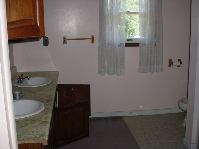 2345 E 410 N, Howe, IN 46746 photo 4