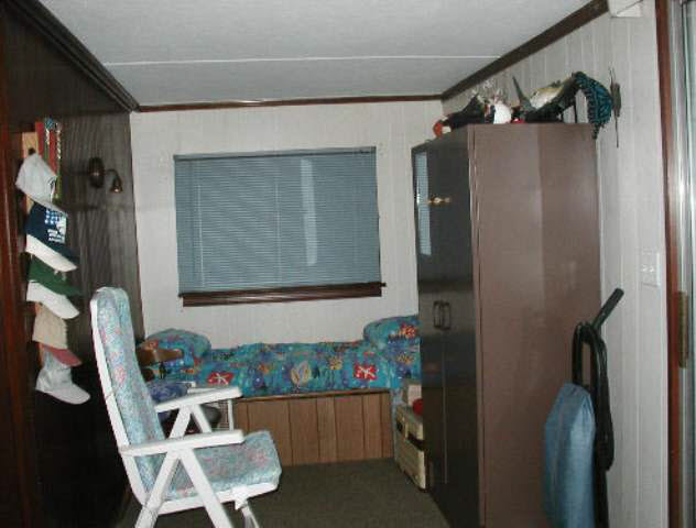 6880 N 315 E, Howe, IN 46746 photo 3
