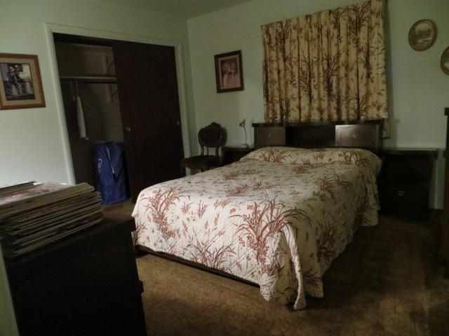 915 S State St, Kendallville, IN 46755 photo 5