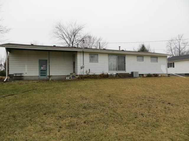 915 S State St, Kendallville, IN 46755 photo 9