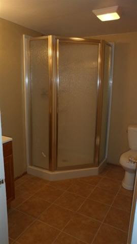 519 N State St, Kendallville, IN 46755 photo 3