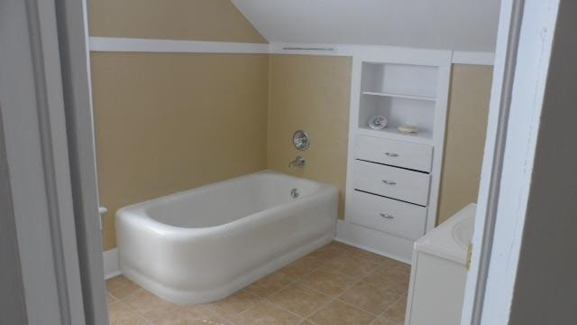 519 N State St, Kendallville, IN 46755 photo 7