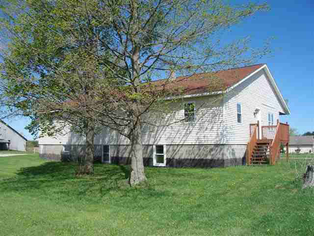 3700 N 100 E, Lagrange, IN 46761 photo 2