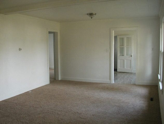 212 Yoder St, Topeka, IN 46571 photo 6