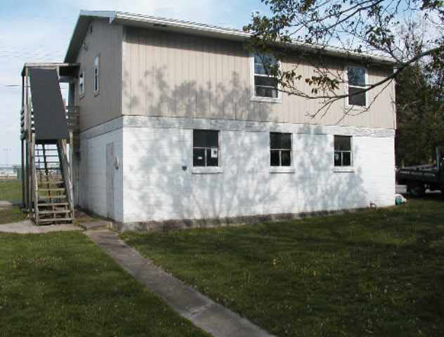 212 Yoder St, Topeka, IN 46571 photo 3