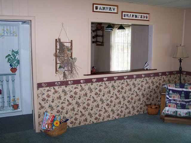 516 E King St, Garrett, IN 46738 photo 7