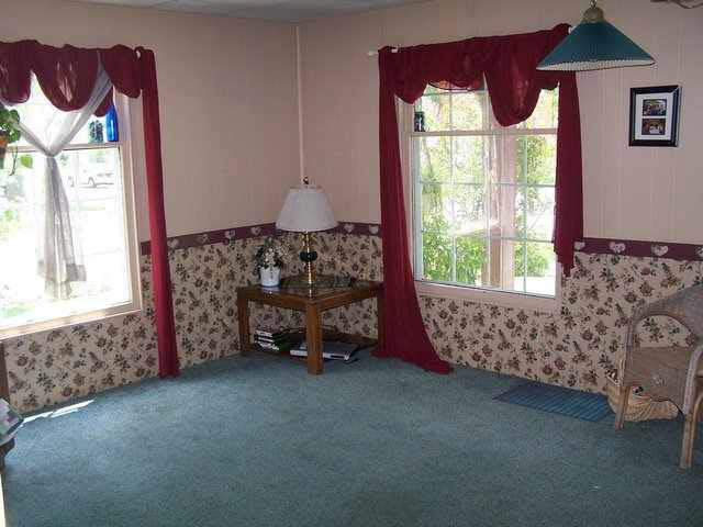 516 E King St, Garrett, IN 46738 photo 6