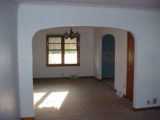 1328 S Randolph St, Garrett, IN 46738 photo 6