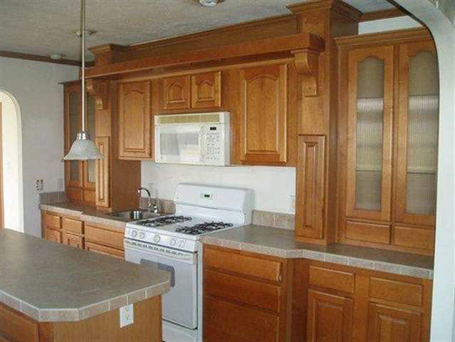 1087 E North St, Ligonier, IN 46767 photo 5