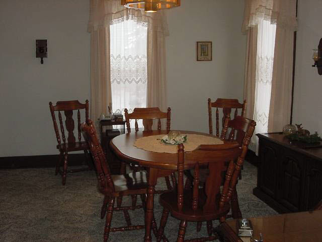 414 E Hazel St, Albion, IN 46701 photo 4