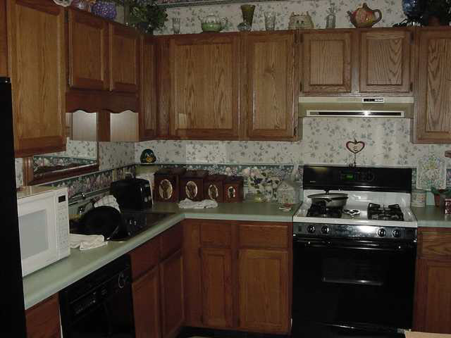 414 E Hazel St, Albion, IN 46701 photo 3