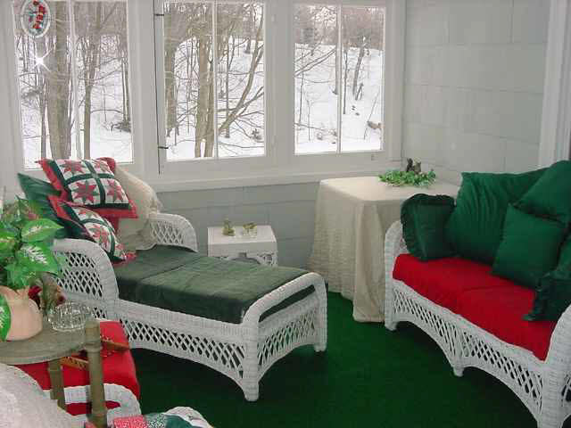 414 E Hazel St, Albion, IN 46701 photo 2
