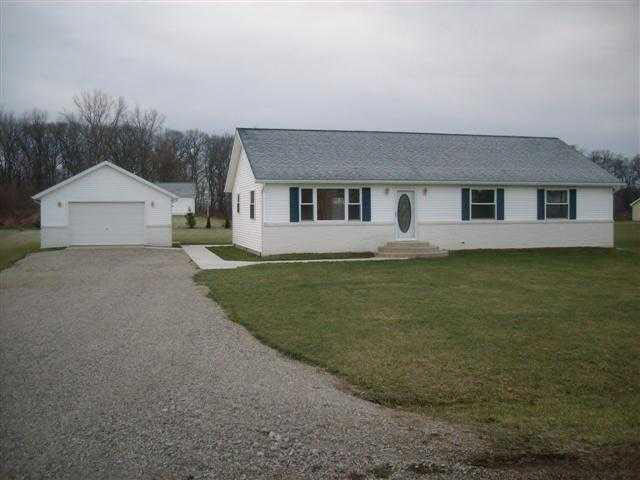 3325 W Quiet Rd, Albion, IN 46701 photo 1