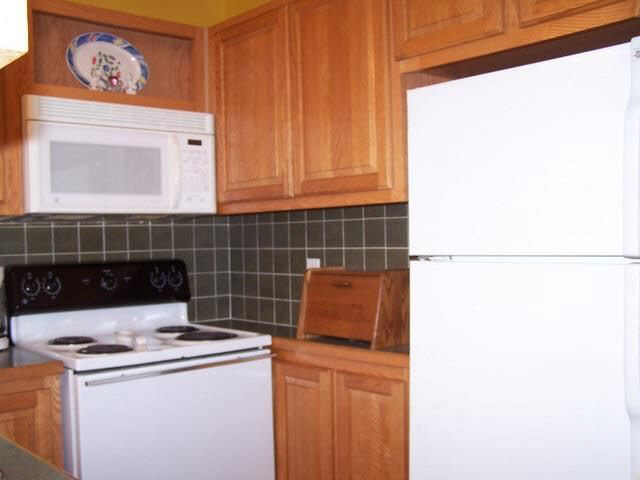 6525 S 070 E, Wolcottville, IN 46795 photo 3