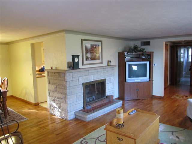109 Orchard Dr, Auburn, IN 46706 photo 4