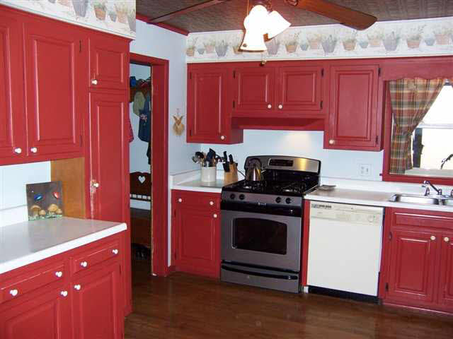 107 S Harrison St, Garrett, IN 46738 photo 4