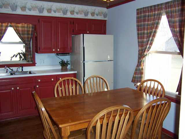 107 S Harrison St, Garrett, IN 46738 photo 7