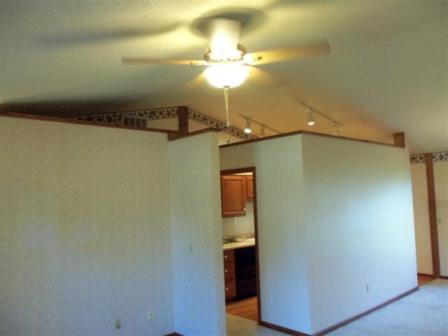 1711 Maple Ln, Garrett, IN 46738 photo 11