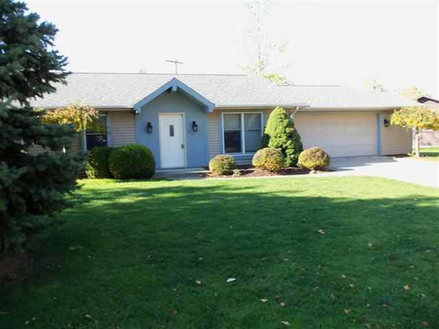 1711 Maple Ln, Garrett, IN 46738 photo 1