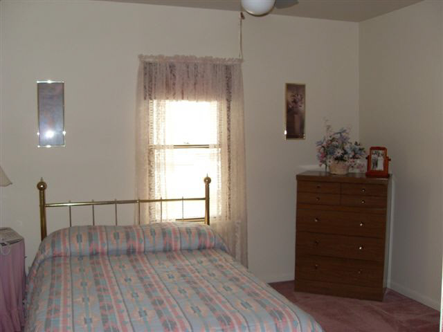 415 W 7th St, Auburn, IN 46706 photo 11