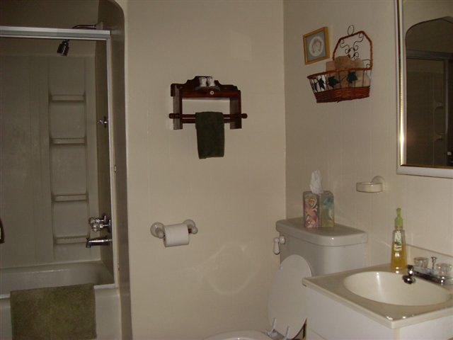 415 W 7th St, Auburn, IN 46706 photo 13