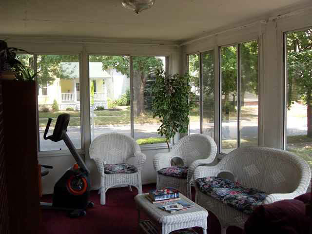 415 W 7th St, Auburn, IN 46706 photo 8
