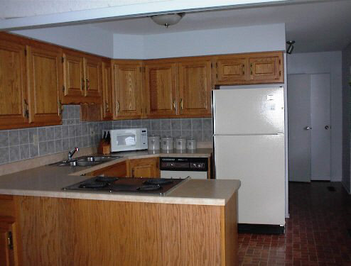 207 S Mountain St, Lagrange, IN 46761 photo 2
