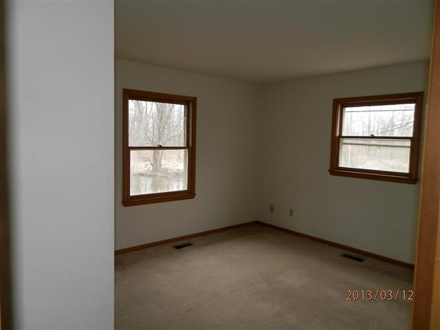 1120 E 480 N, Howe, IN 46746 photo 16