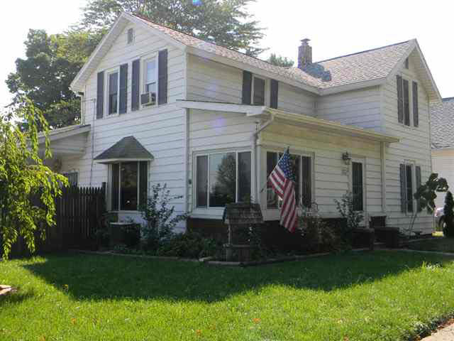 312 N Main St, Topeka, IN 46571 photo 1