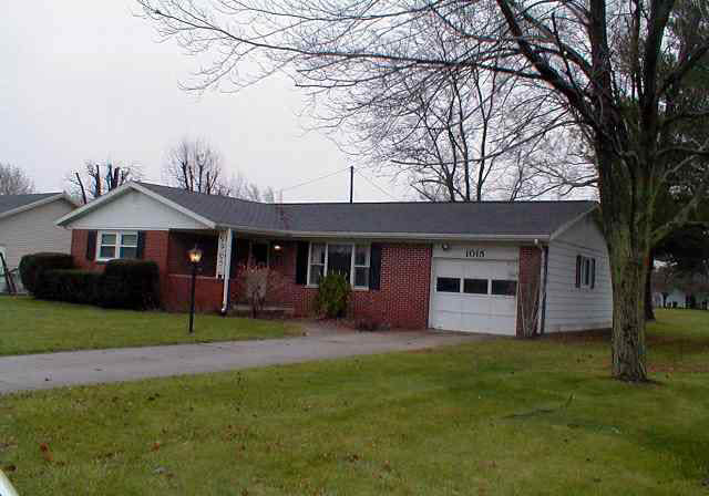 1015 W Second St, Ligonier, IN 46767 photo 1