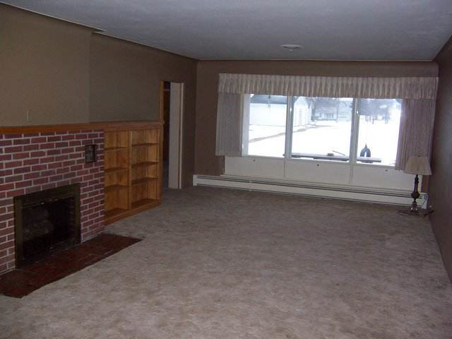 1303 S Randolph St, Garrett, IN 46738 photo 3