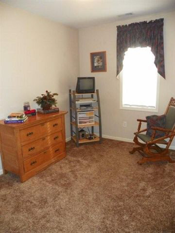 1002 Ashwood Dr, Auburn, IN 46706 photo 10