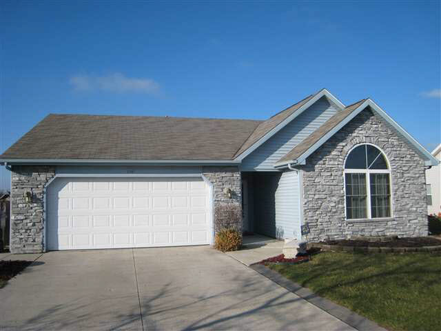 1207 Timber Trce, Auburn, IN 46706 photo 1